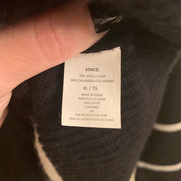 NWOT Vince sweater - Picture 5 of 5